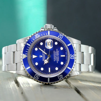 (Rolex Submariner)™