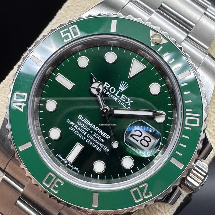 (Rolex Submariner)™